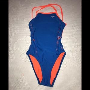 SPEEDO SWIMSUIT